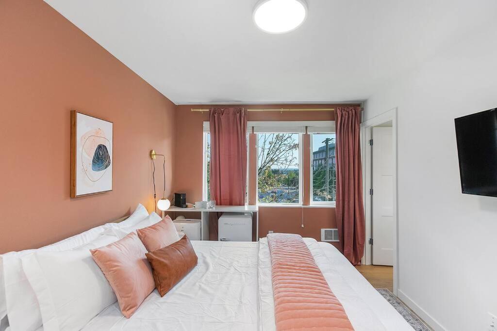 Chris'S Sweet Suite - 84 Walkscore Сиэтл Экстерьер фото